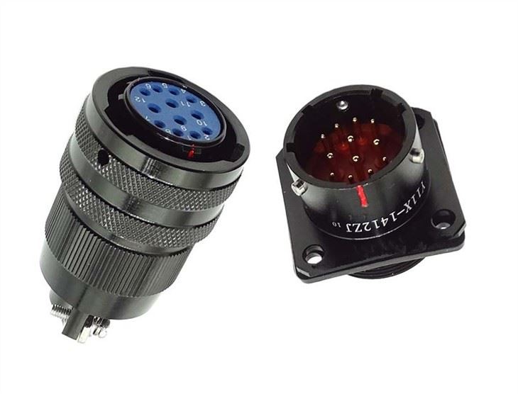 ارتفاع موصل دبوس بوجو الذكور والإناث الحالي