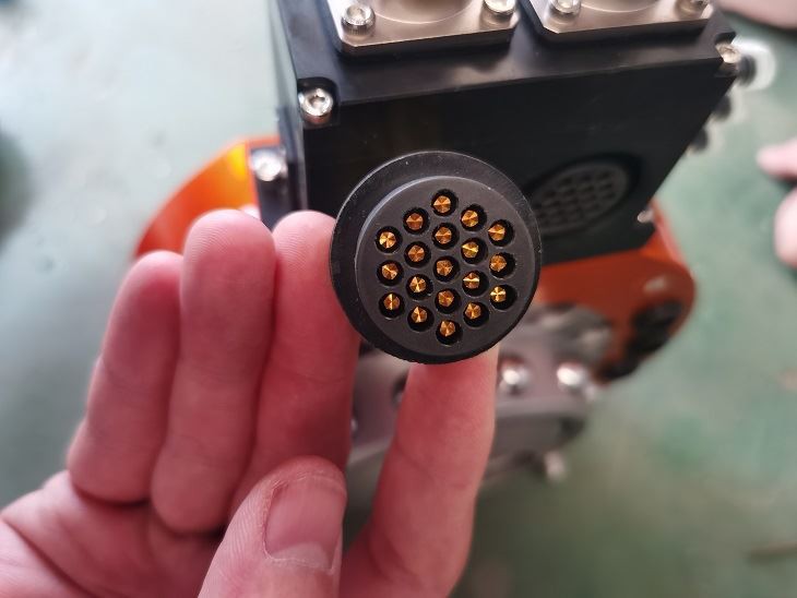 19 دبوس موصل الذكور والإناث الحل