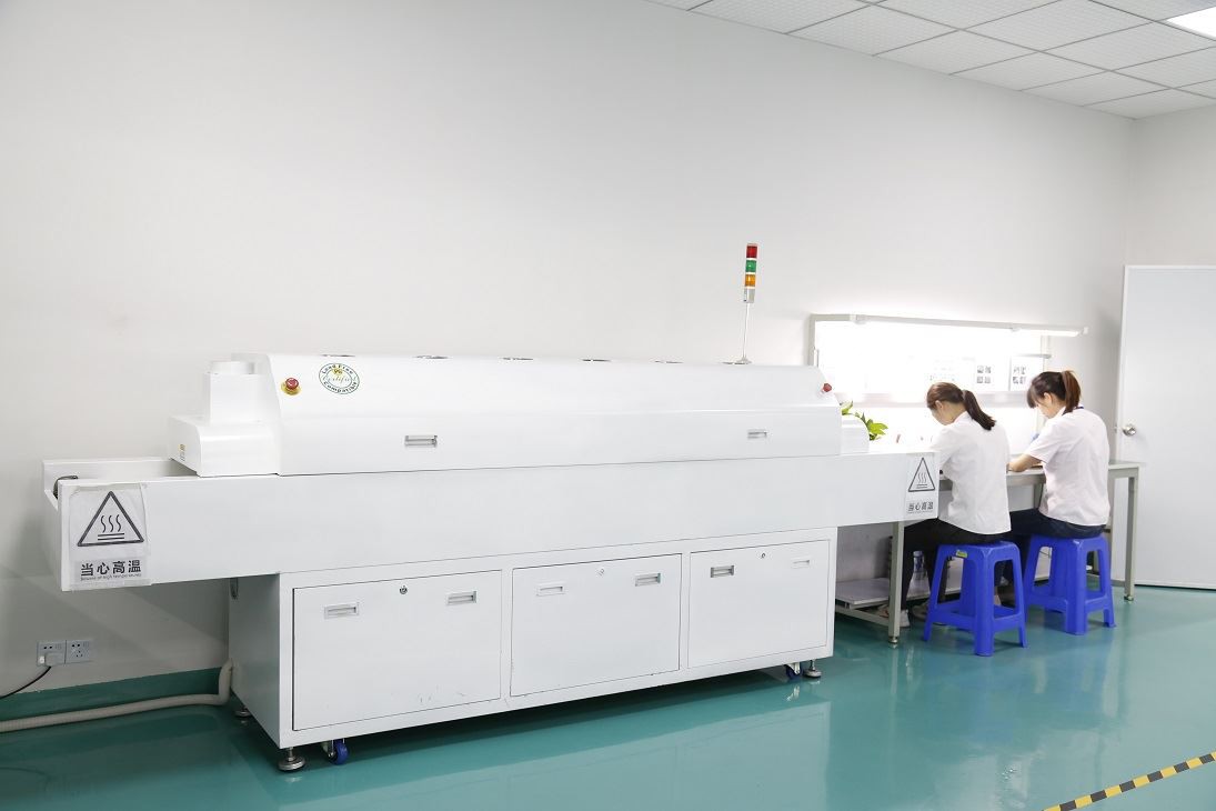 لحام إنحسر اللحام ولحام الموجة في مشروع Pogo Pin