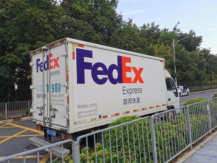FedEx Shipping دبابيس بوجو البضائع للعملاء